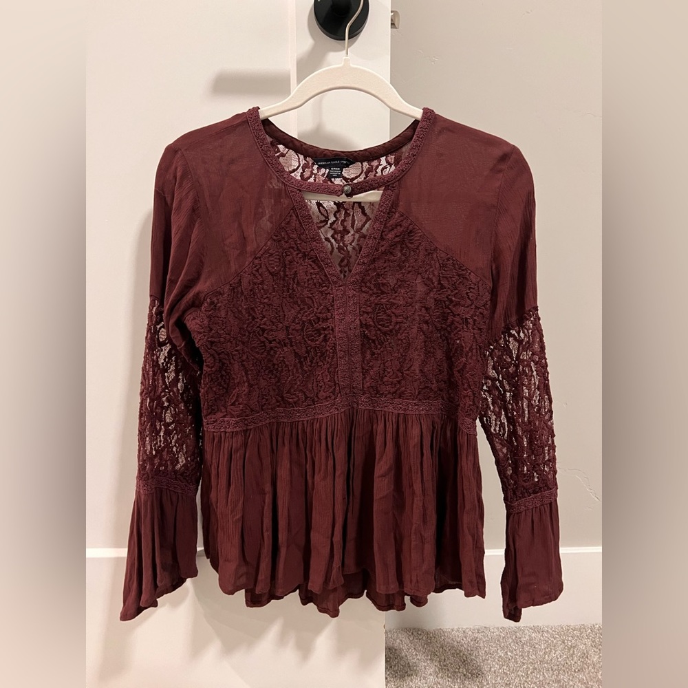 American Eagle long sleeve lace blouse